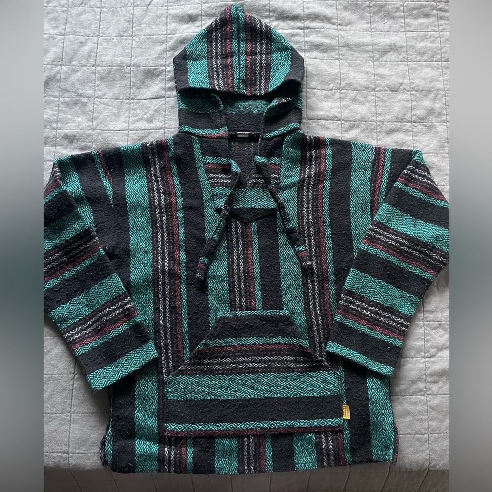 Men’s green hoodie medium